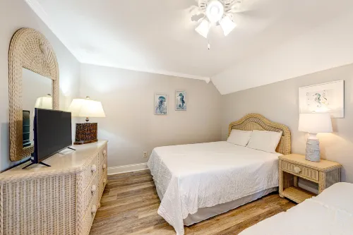 Shores 128 - Sunrise in the Surf