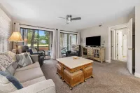 Gorgeous Golf Course Access and Beach Gear Rental - Exquisite Retreat