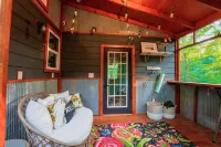 Mini Wood Stove and Fresh Eggs Collection - Charming Rustic Escape Hotels in McDonald County