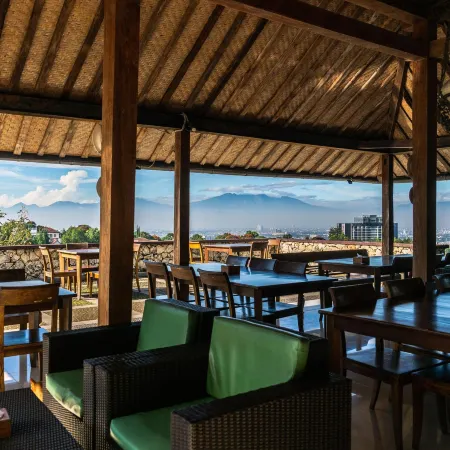 Dago Heuvel Resort Отели рядом с достопримечательностью «Лембанг BBPP»