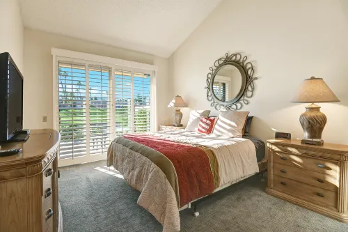 Golf Course Views and Serene Outdoor Patio - Charming Oasis