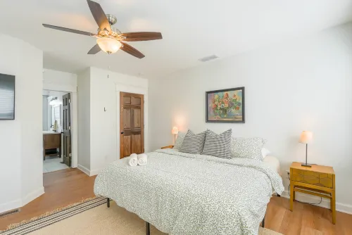 Private Backyard and Modern Comforts - Charming Historic Retreat Hotels in Saint Charles