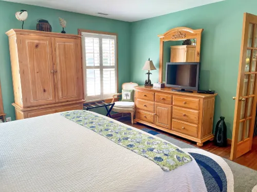 Shared Pool and Cozy Fireplace - Enchanting Cabana Retreat