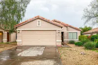 Local Living in Apache Junction Hotels near Superstition Asylum