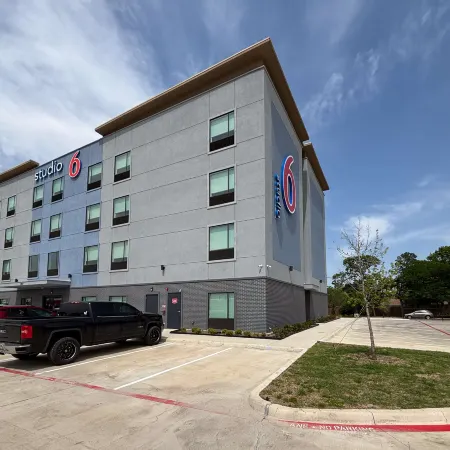 Studio 6 Dallas FairPark Отели рядом с достопримечательностью «Дендрарий Далласа»