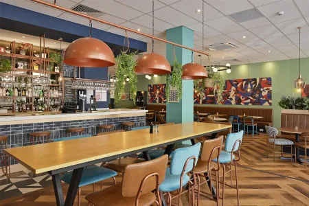 Travelodge London Woolwich Отели рядом со станцией Woolwich Arsenal