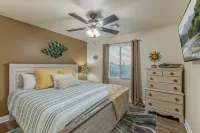 Resort Style Pool and Spa - Spectacular Mountain Haven