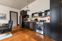 2BR Great View Steps from French Quarter | The Mayfair