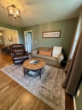 Lincoln Farmhouse-Bourbon Trail-Farm Stay