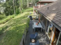 Water Views and Gourmet Kitchen - Beautiful Coastal Haven