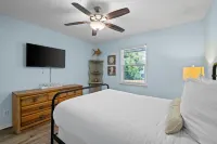 Bahama West Beach Therapy - Villas