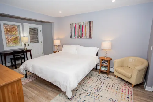 Tennis Courts and Outdoor Pools - Stylish Retreat