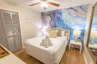 2BR at Grand Palms Resort | Close to Beach Hotels in Surfside Beach