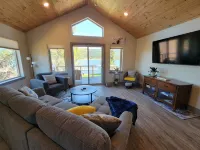 Lakeshore Lodging Hotels in Homer