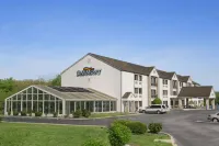 Baymont by Wyndham Sullivan Hotels in Sullivan