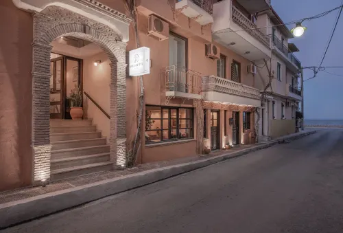 Yria Hotel Hotels in Planos