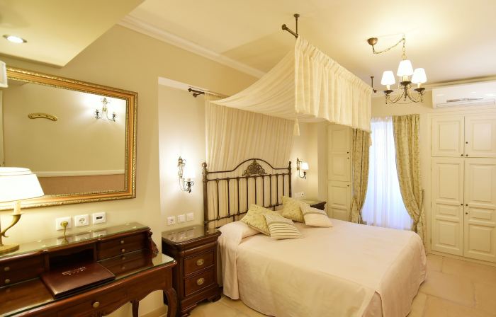Angelica Traditional Boutique Hotel