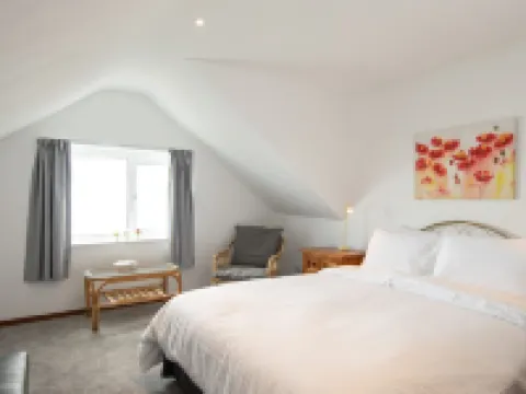 Beautiful Beachfront House Wth Balcony & Sea Views Hotels in Bognor Regis