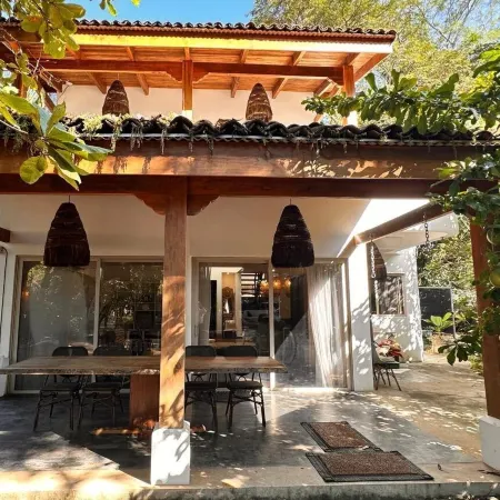 Curiol Boutique Hotel & Lounge