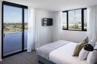 Quest Robina Hotel di Robina