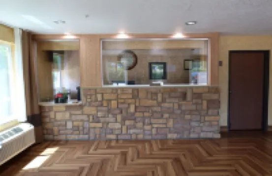 West Worth Inn & Suites White Settlement