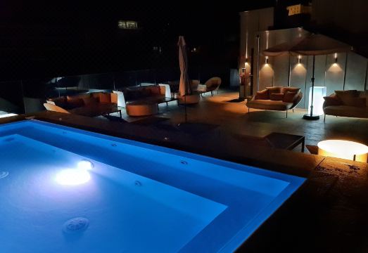 제니트 콘벤토 루프탑