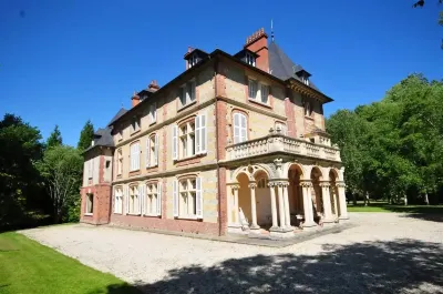 Château de la Bribourdière- 8Min Cabourg Hotels in Putot-en-Auge