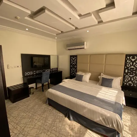 City Center Plaza Aparthotel
