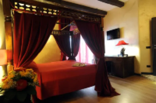 มูโร ตอร์โต ไคโรลี