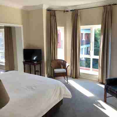 Redlands Hotel Rooms