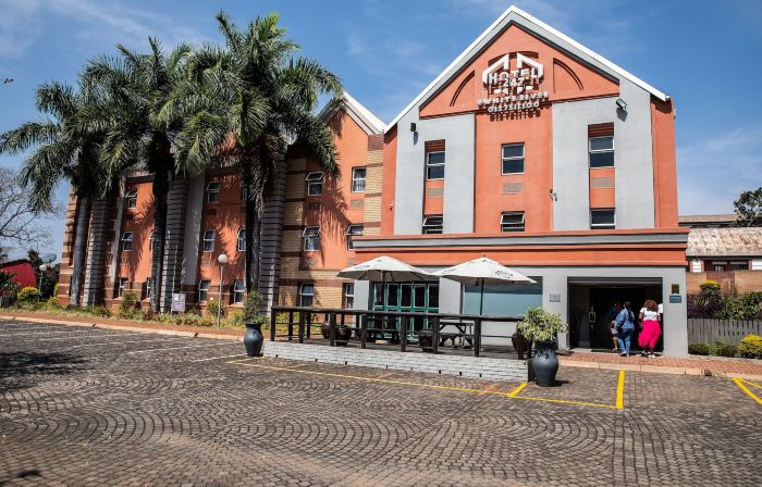 Hotel247