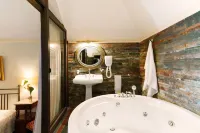 Relais Briuccia e Ristorante Capitolo Primo Hotels in Montallegro