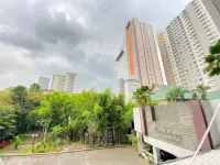 Comfy Studio Room at Galeri Ciumbuleuit 1 Apartment - Kitchens