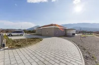 Luxury Villa Stella Near Split Hotel di Donji Dolac