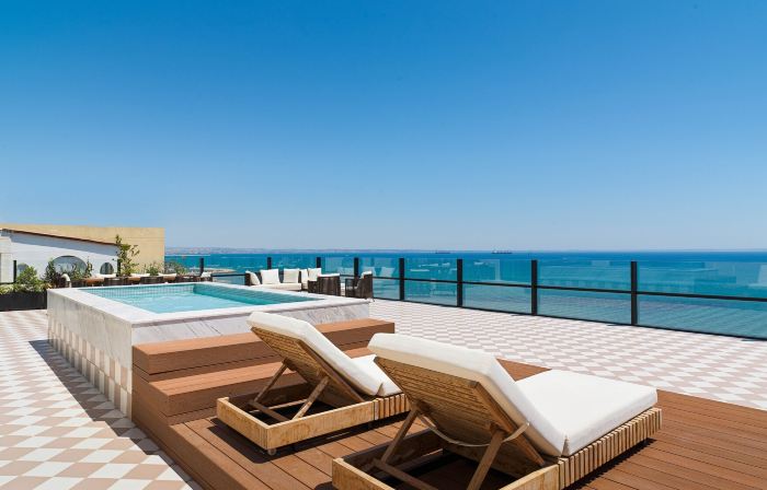 LIV Mackenzie Beach Suites