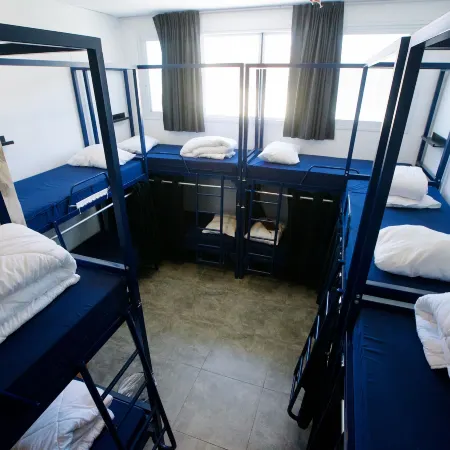 Jungle Jaffa Hostel Age 18 to 45 Отели рядом с достопримечательностью «Яффа»