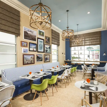 CIRCA 39 HOTEL by IHG