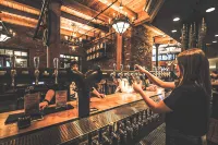 Swans Brewery, Pub & Hotel - Barer