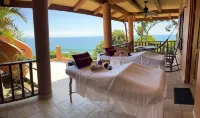 Villas Alturas Hotels in 
