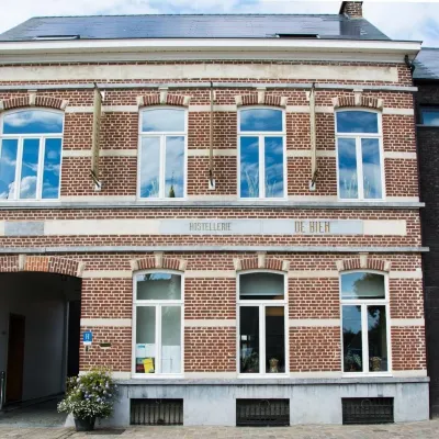 Hostellerie de Biek Hotels near Erembodegem Train Station