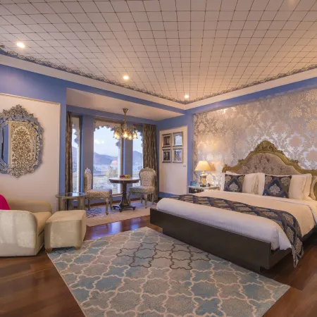Radisson Blu Udaipur Palace Resort & Spa