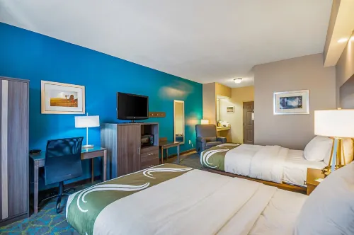 Quality Inn Harrisonburg I-81 - Pools