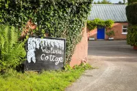 2 Bedroom Cottage Wisteria Cottage in Ballyconnell