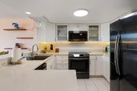 Big Island White Sands Village 323 Condo