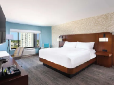 ダブルツリー バイ ヒルトン バトル クリーク カルフーンのホテル