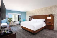 DoubleTree by Hilton Battle Creek Hotels in Battle Creek