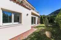 Villa Melia Athenian Riviera - Villaer