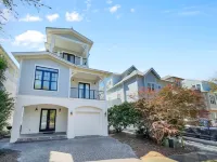 Pompano Palace - 4 Br Home by RedAwning - parking