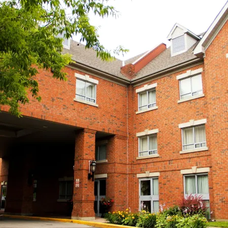 Comfort Suites