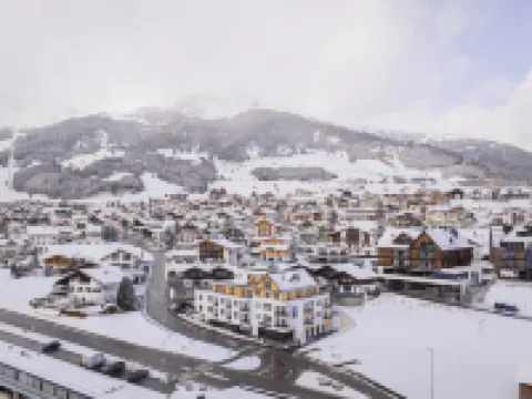 Fiss Suites by ALPS RESORTS Hotels in Fiss